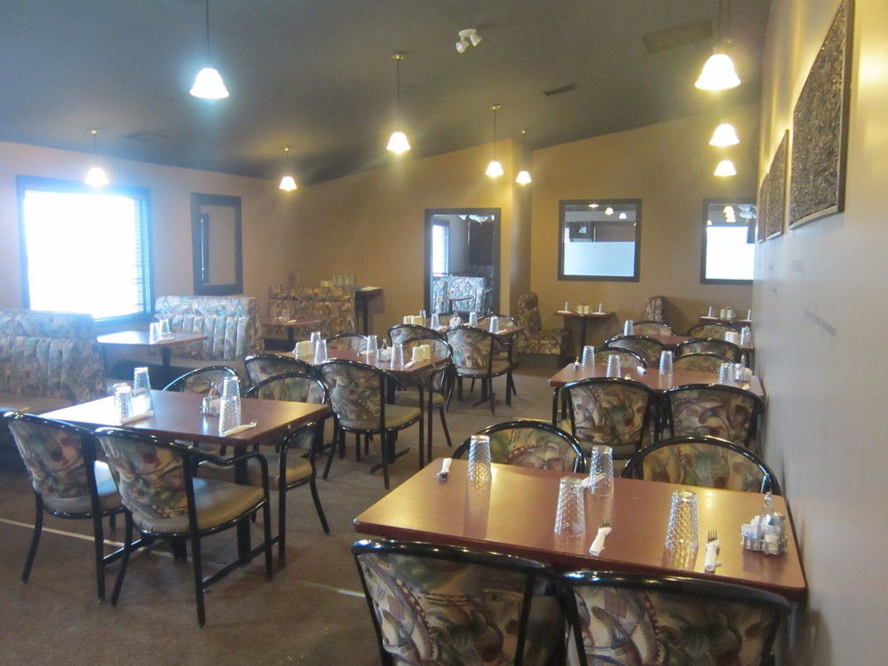 Battlefords Inn North Battleford Exterior foto
